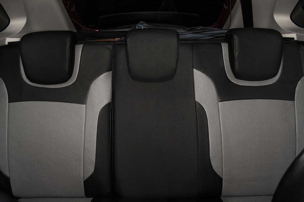 Авточехлы на LADA XRAY "Почин" экокожа, черно-серый