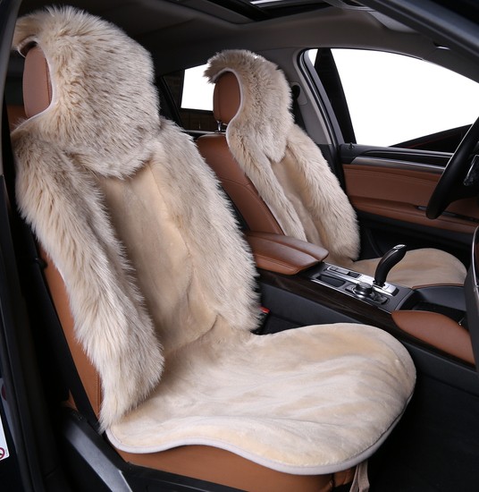 Накидка на сиденье "Искуственный мех" темно-бежевый (1 штука)