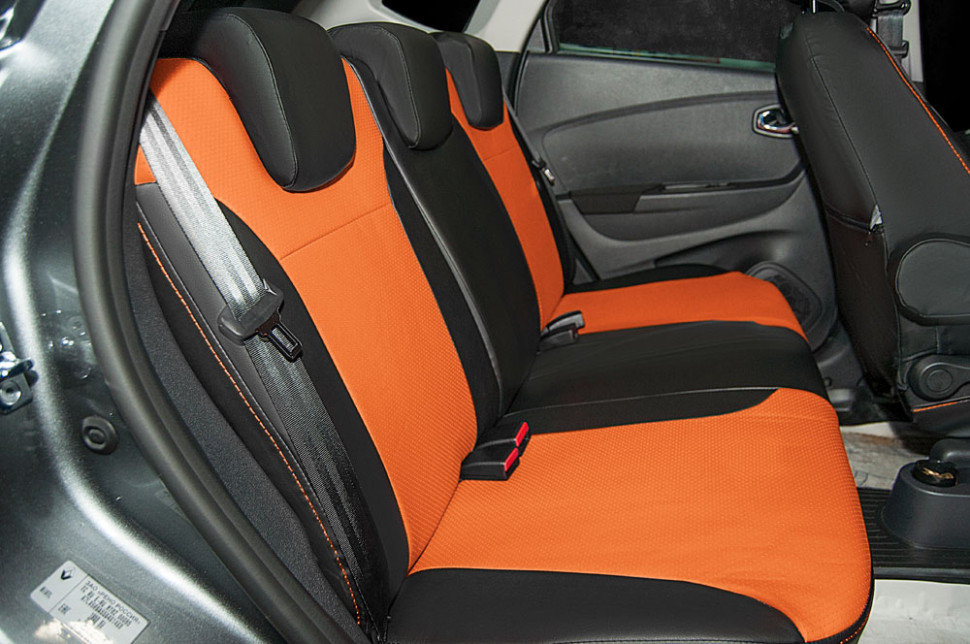 Авточехлы на Renault Kaptur I "Почин" экокожа, черно-оранжевый
