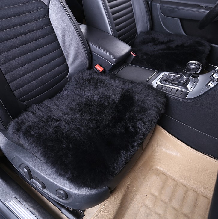 Накидка на переднее сиденье "Квадрат" Premium (овчина из кусков), черный (1 штука)